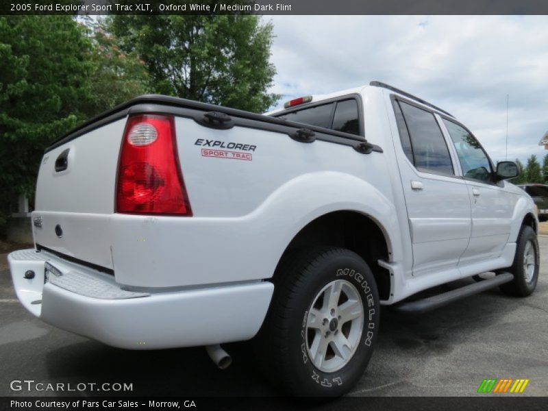 Oxford White / Medium Dark Flint 2005 Ford Explorer Sport Trac XLT