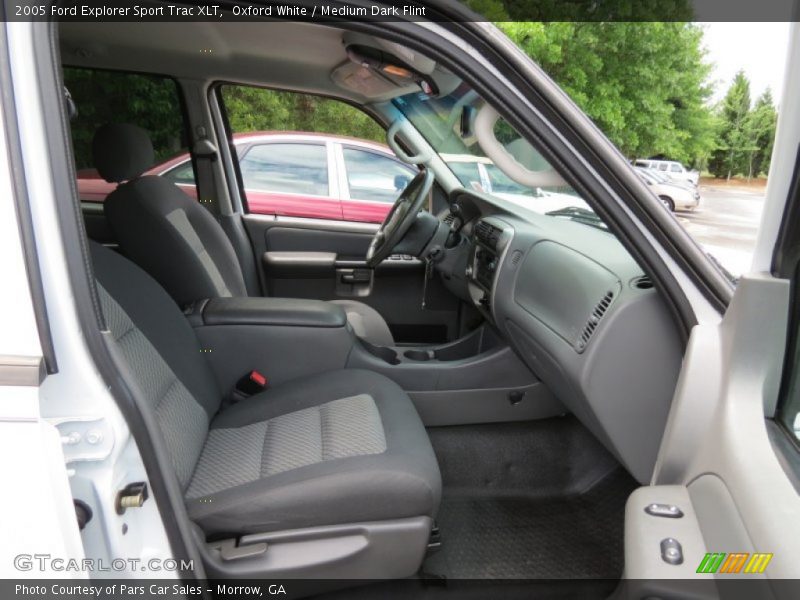 Oxford White / Medium Dark Flint 2005 Ford Explorer Sport Trac XLT