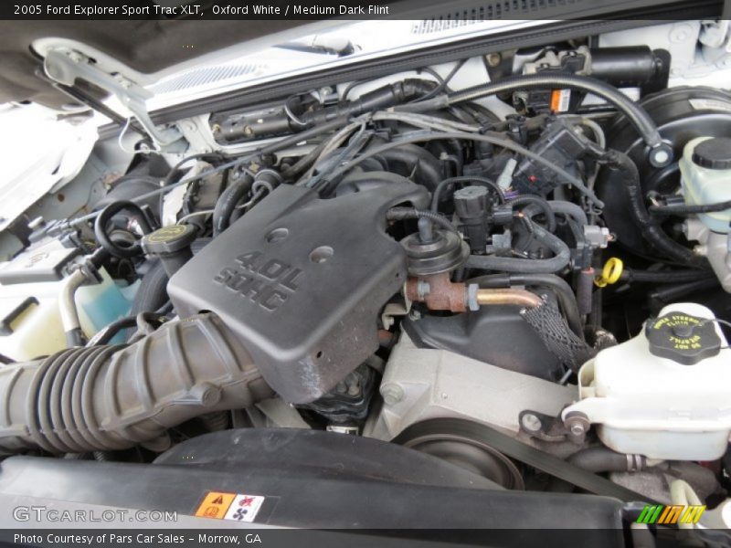 Oxford White / Medium Dark Flint 2005 Ford Explorer Sport Trac XLT
