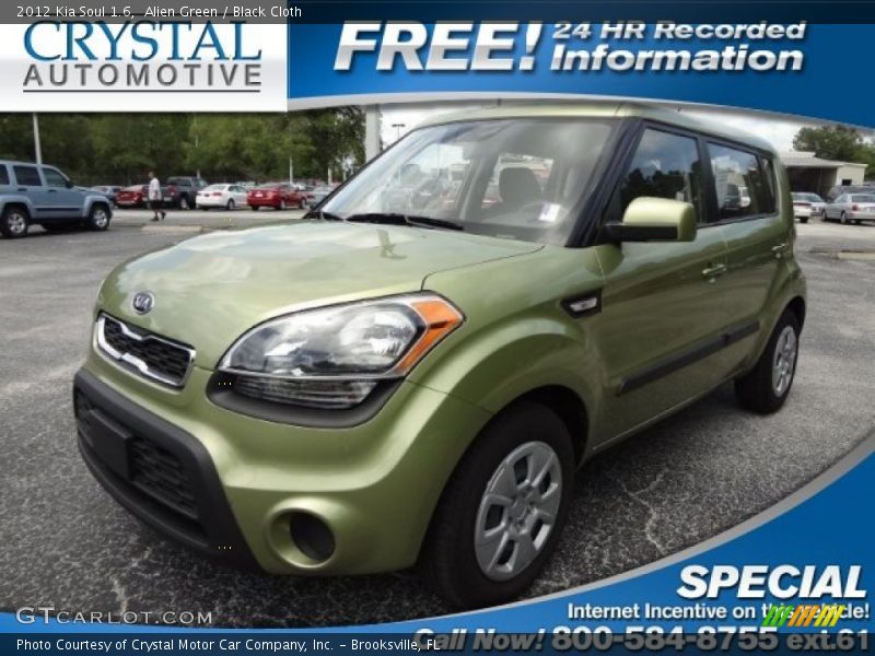 Alien Green / Black Cloth 2012 Kia Soul 1.6