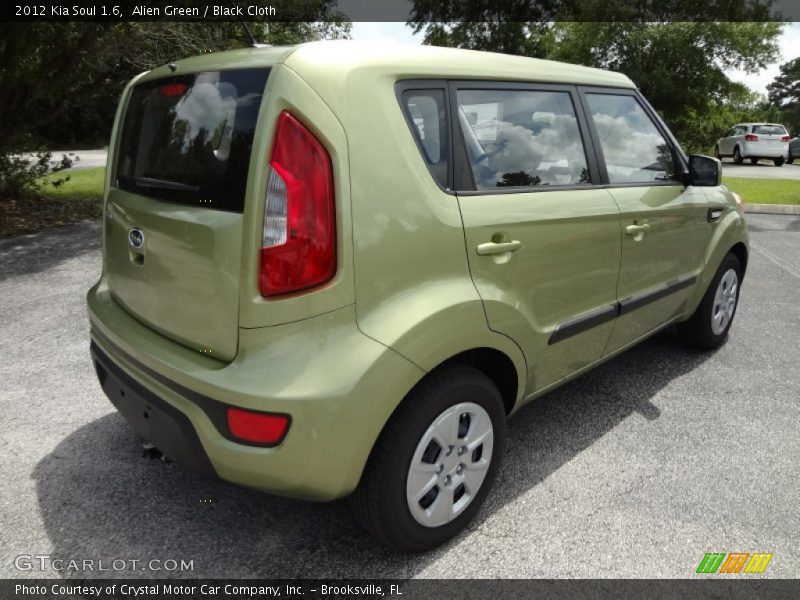 Alien Green / Black Cloth 2012 Kia Soul 1.6