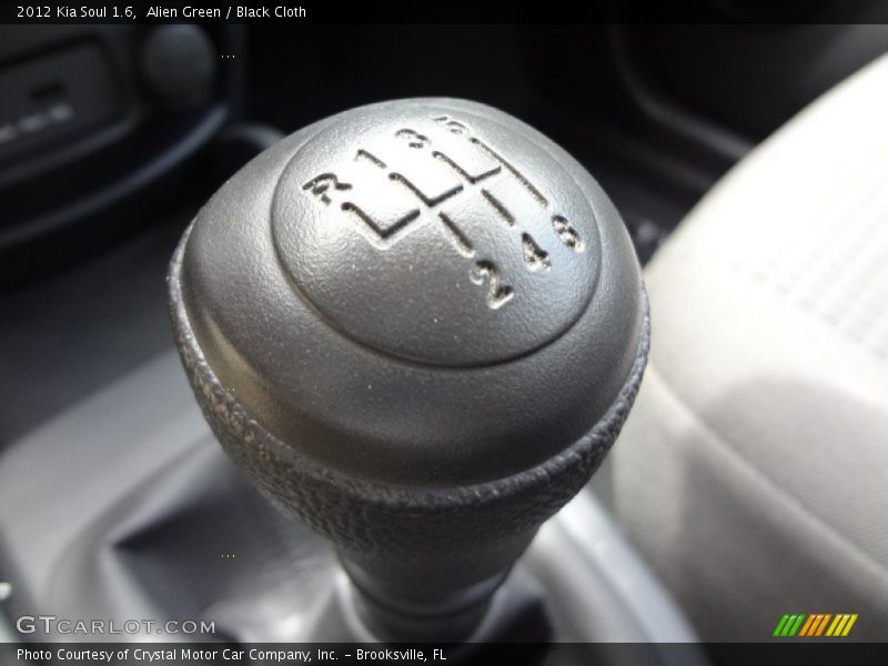 Alien Green / Black Cloth 2012 Kia Soul 1.6