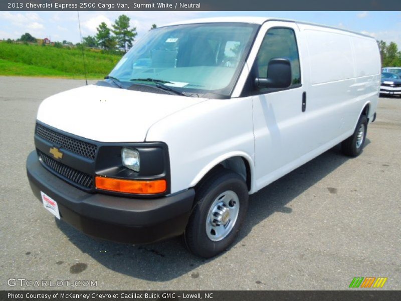 Summit White / Neutral 2013 Chevrolet Express 2500 Cargo Van