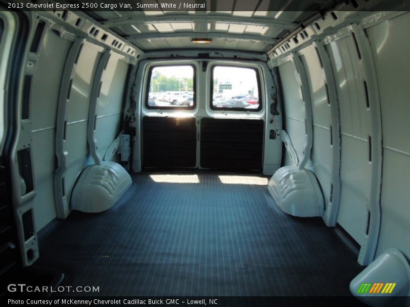 Summit White / Neutral 2013 Chevrolet Express 2500 Cargo Van
