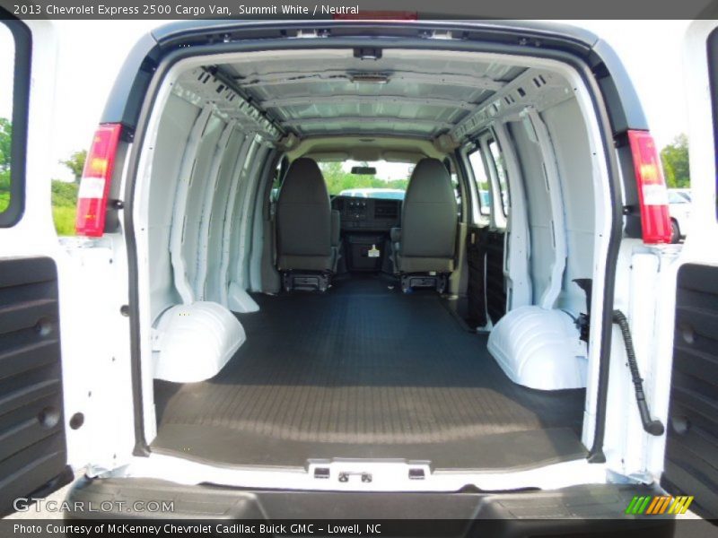 Summit White / Neutral 2013 Chevrolet Express 2500 Cargo Van