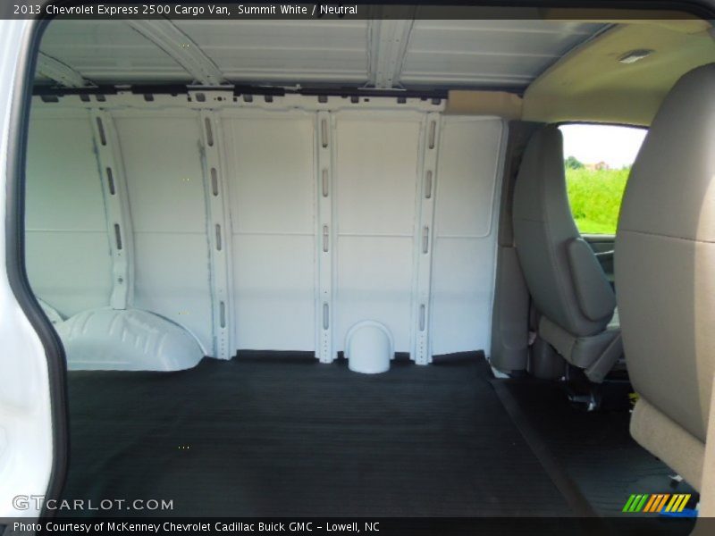 Summit White / Neutral 2013 Chevrolet Express 2500 Cargo Van
