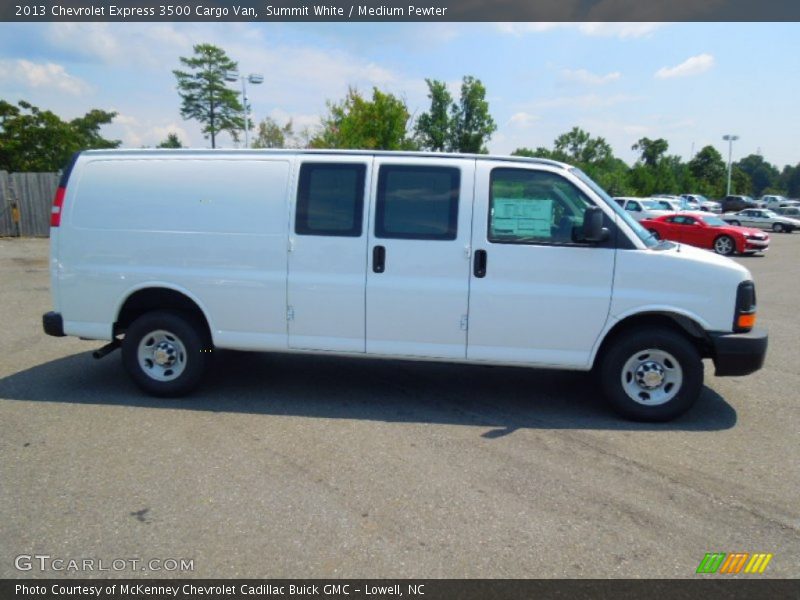 Summit White / Medium Pewter 2013 Chevrolet Express 3500 Cargo Van