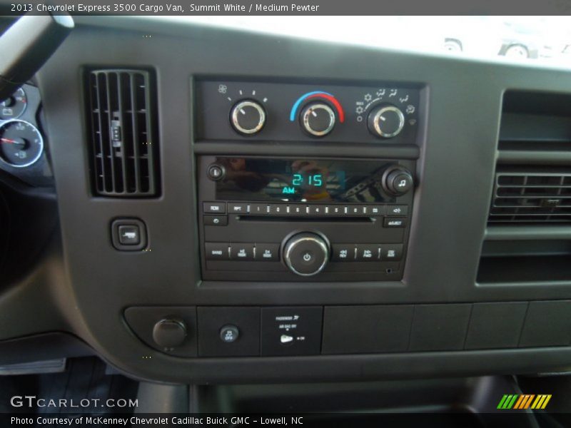 Summit White / Medium Pewter 2013 Chevrolet Express 3500 Cargo Van