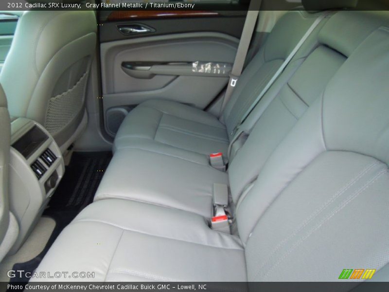 Gray Flannel Metallic / Titanium/Ebony 2012 Cadillac SRX Luxury