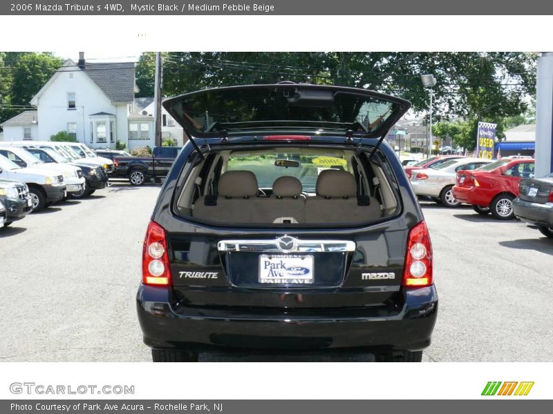 Mystic Black / Medium Pebble Beige 2006 Mazda Tribute s 4WD