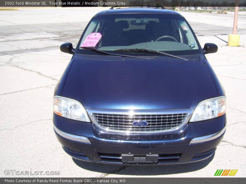 True Blue Metallic / Medium Graphite Grey 2002 Ford Windstar SE