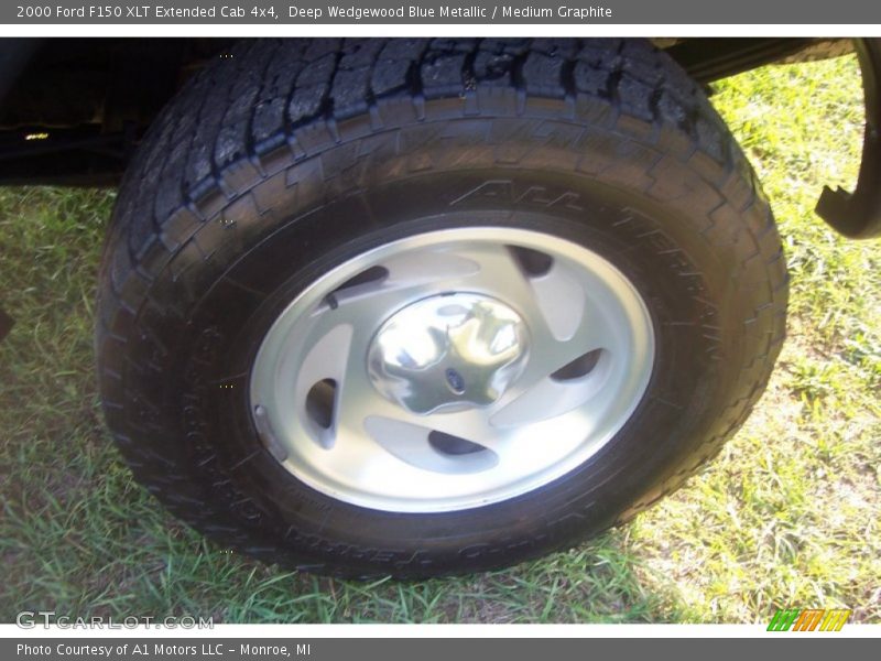 Deep Wedgewood Blue Metallic / Medium Graphite 2000 Ford F150 XLT Extended Cab 4x4