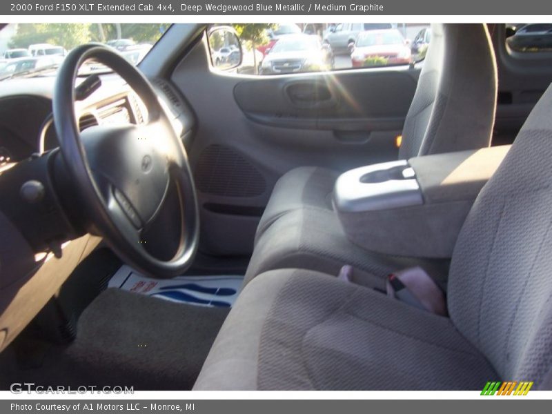 Deep Wedgewood Blue Metallic / Medium Graphite 2000 Ford F150 XLT Extended Cab 4x4
