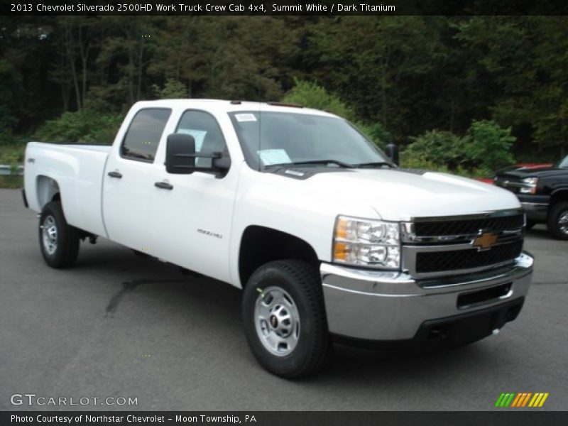 Front 3/4 View of 2013 Silverado 2500HD Work Truck Crew Cab 4x4