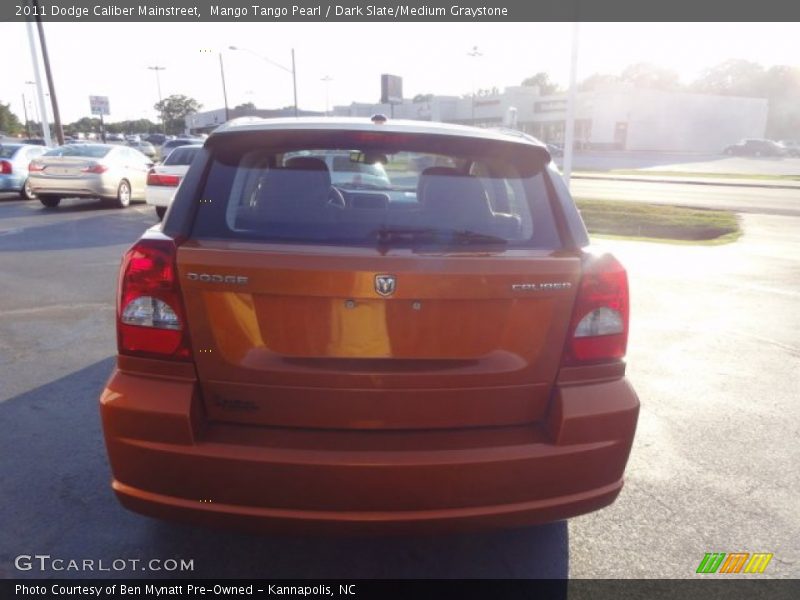 Mango Tango Pearl / Dark Slate/Medium Graystone 2011 Dodge Caliber Mainstreet