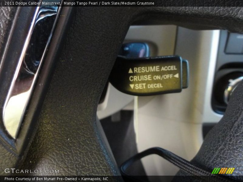 Mango Tango Pearl / Dark Slate/Medium Graystone 2011 Dodge Caliber Mainstreet