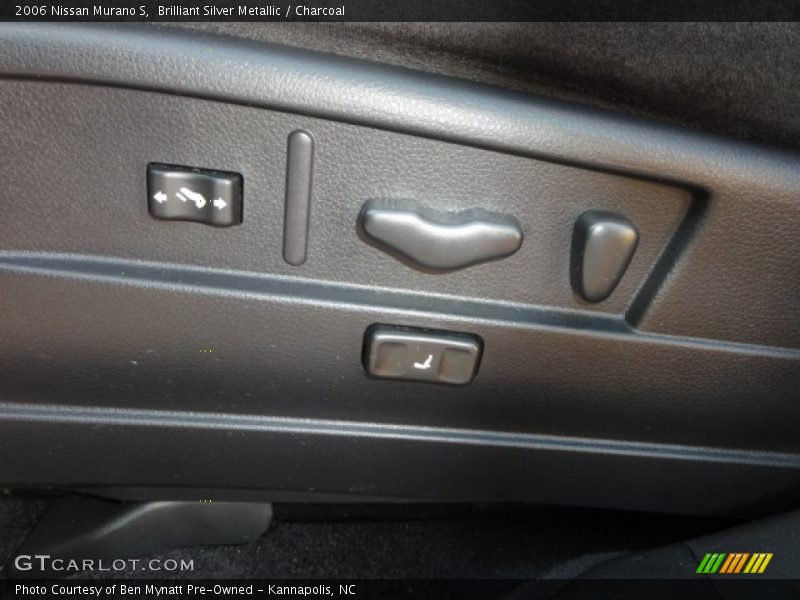 Brilliant Silver Metallic / Charcoal 2006 Nissan Murano S