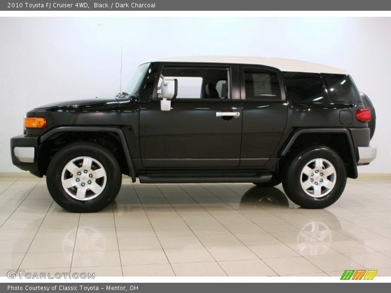 Black / Dark Charcoal 2010 Toyota FJ Cruiser 4WD