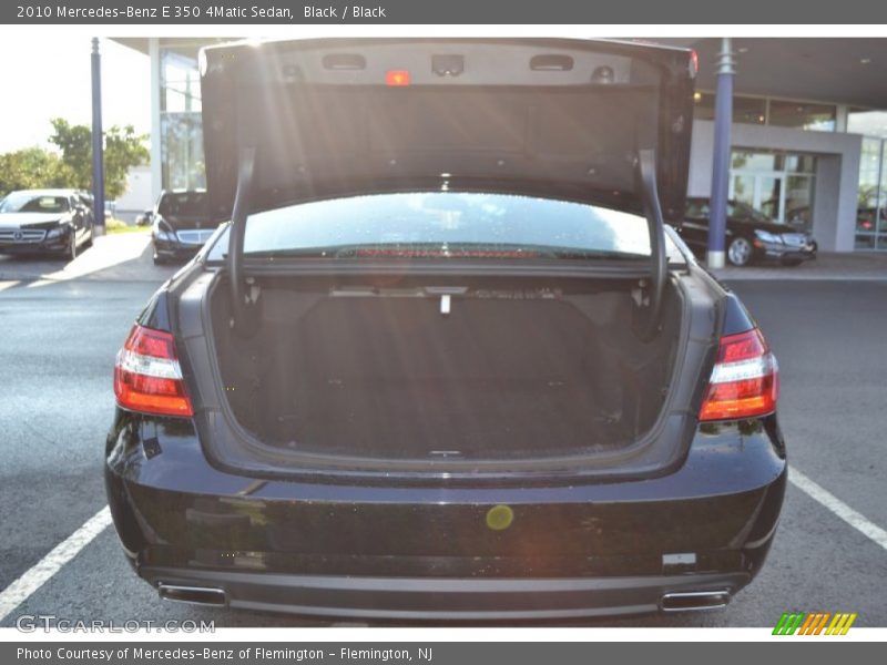 Black / Black 2010 Mercedes-Benz E 350 4Matic Sedan