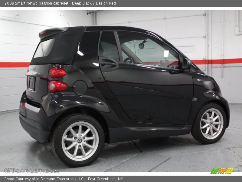 Deep Black / Design Red 2009 Smart fortwo passion cabriolet
