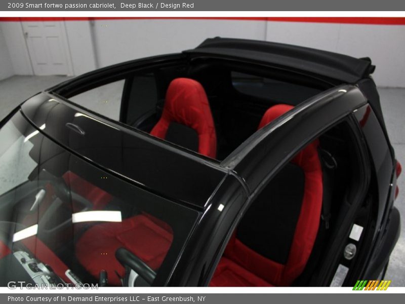 Deep Black / Design Red 2009 Smart fortwo passion cabriolet