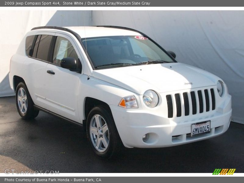 Stone White / Dark Slate Gray/Medium Slate Gray 2009 Jeep Compass Sport 4x4