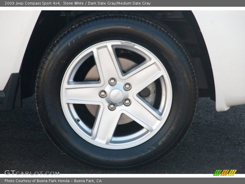 Stone White / Dark Slate Gray/Medium Slate Gray 2009 Jeep Compass Sport 4x4