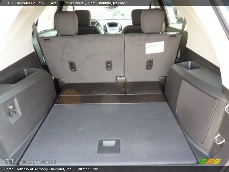 Summit White / Light Titanium/Jet Black 2013 Chevrolet Equinox LT AWD