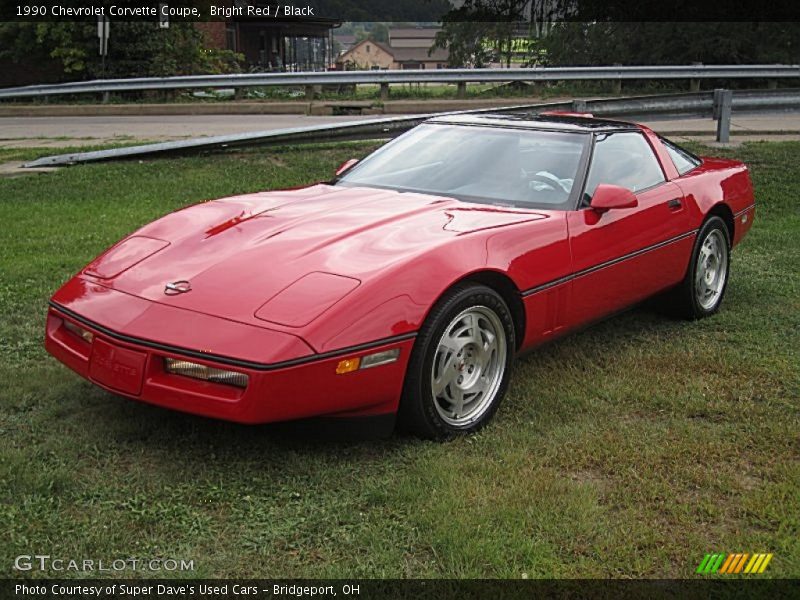 Front 3/4 View of 1990 Corvette Coupe