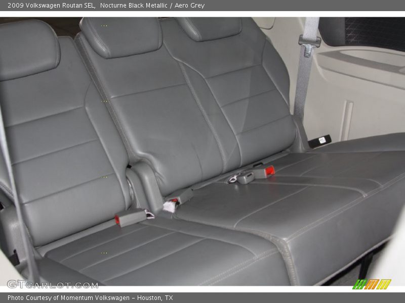 Nocturne Black Metallic / Aero Grey 2009 Volkswagen Routan SEL