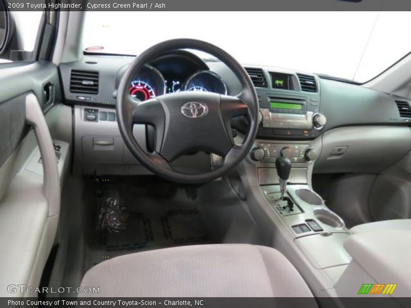 Cypress Green Pearl / Ash 2009 Toyota Highlander