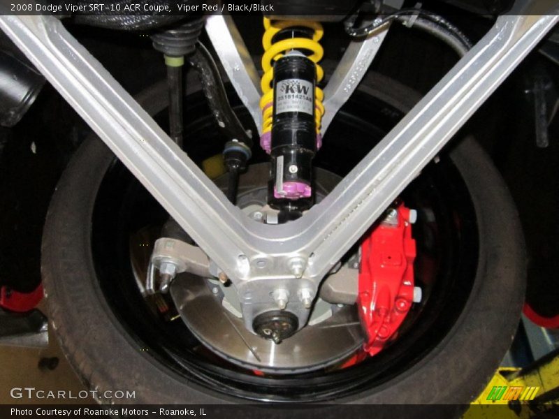 Undercarriage of 2008 Viper SRT-10 ACR Coupe