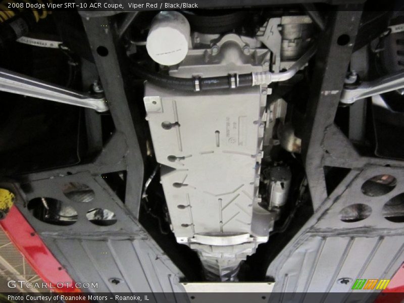 Undercarriage of 2008 Viper SRT-10 ACR Coupe
