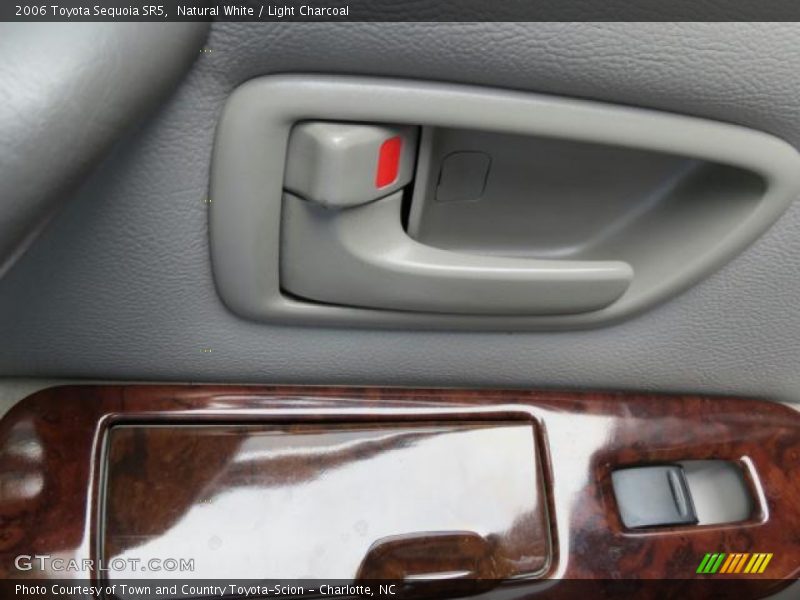 Natural White / Light Charcoal 2006 Toyota Sequoia SR5