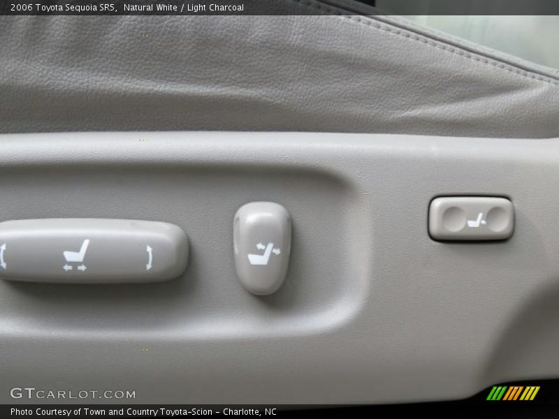 Natural White / Light Charcoal 2006 Toyota Sequoia SR5