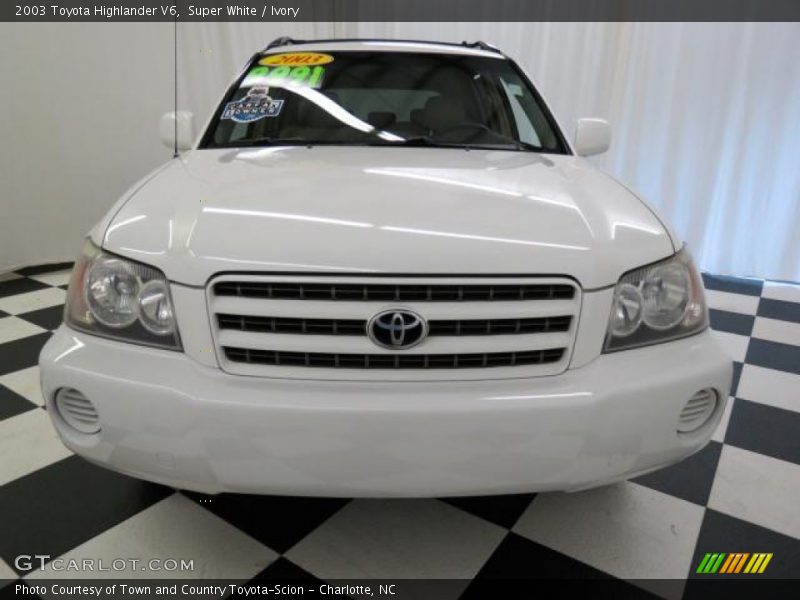 Super White / Ivory 2003 Toyota Highlander V6
