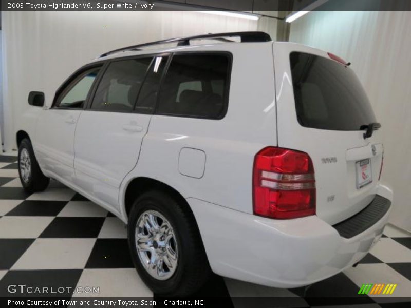 Super White / Ivory 2003 Toyota Highlander V6