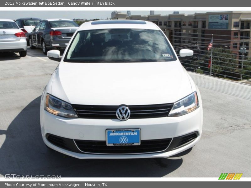 Candy White / Titan Black 2013 Volkswagen Jetta SE Sedan