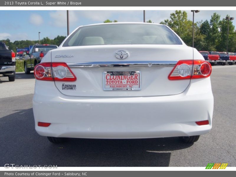 Super White / Bisque 2013 Toyota Corolla L