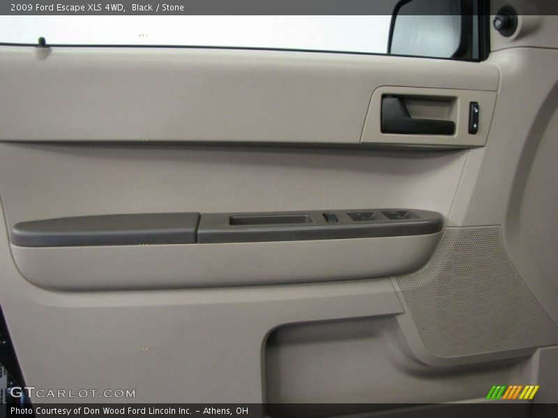 Black / Stone 2009 Ford Escape XLS 4WD