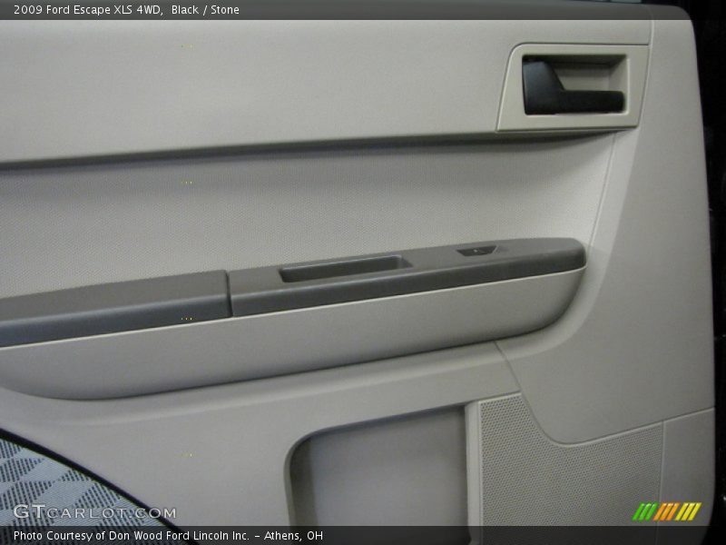 Black / Stone 2009 Ford Escape XLS 4WD
