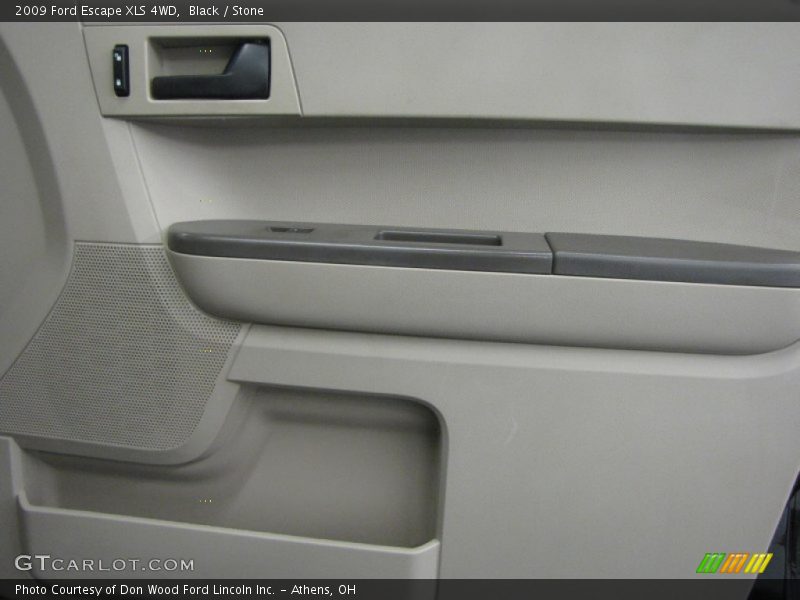 Black / Stone 2009 Ford Escape XLS 4WD