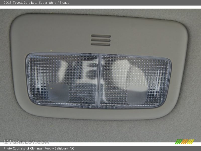 Super White / Bisque 2013 Toyota Corolla L