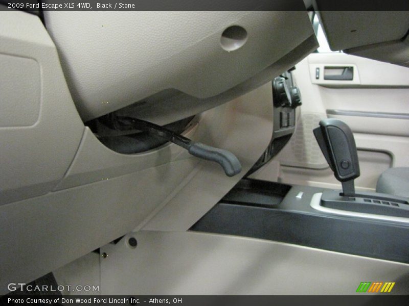 Black / Stone 2009 Ford Escape XLS 4WD