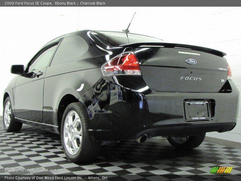 Ebony Black / Charcoal Black 2009 Ford Focus SE Coupe