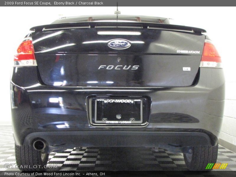 Ebony Black / Charcoal Black 2009 Ford Focus SE Coupe