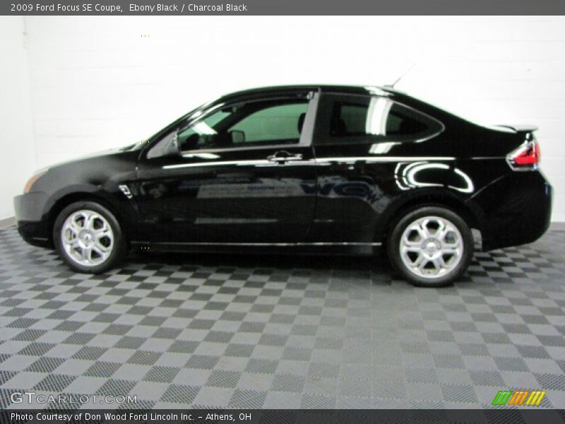 Ebony Black / Charcoal Black 2009 Ford Focus SE Coupe
