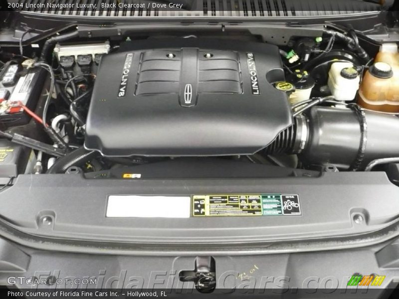 Black Clearcoat / Dove Grey 2004 Lincoln Navigator Luxury