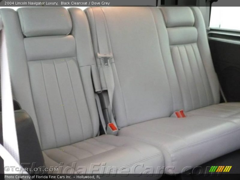 Black Clearcoat / Dove Grey 2004 Lincoln Navigator Luxury