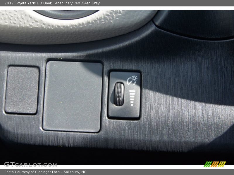 Absolutely Red / Ash Gray 2012 Toyota Yaris L 3 Door